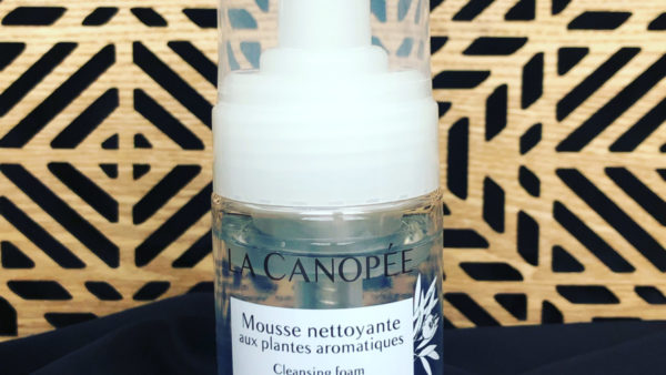 avis sur la mousse nettoyante aux plantes aromatiques de La Canopée